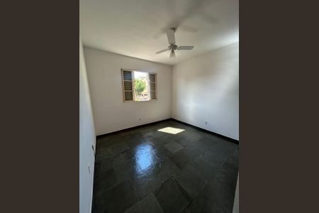 Quarto de apartamento para alugar com 2 quartos, 60m² em Jardim Sumare, Ribeirão Preto