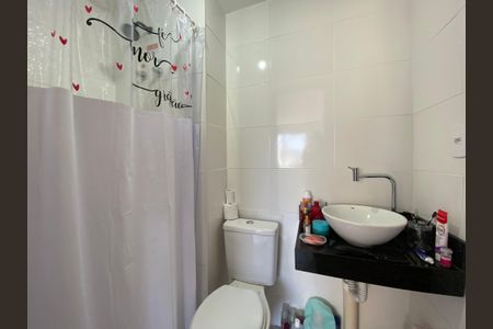 Apartamento para alugar com 42m², 2 quartos e sem vaga Apartamento para alugar com 42m², 2 quartos e sem vagaBanheiro