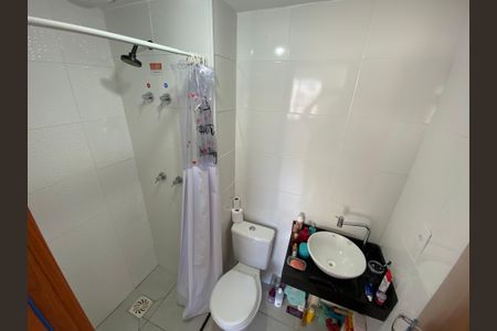 Apartamento para alugar com 42m², 2 quartos e sem vaga Apartamento para alugar com 42m², 2 quartos e sem vagaBanheiro