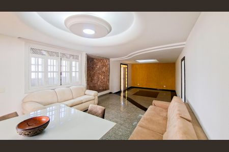 Sala de casa à venda com 5 quartos, 360m² em Renascença, Belo Horizonte