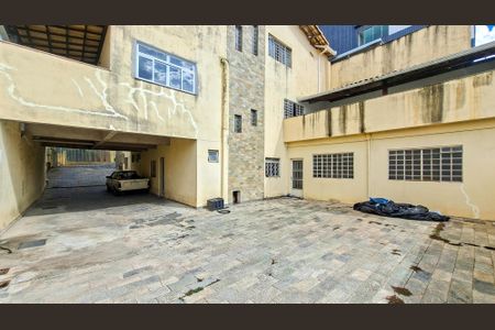Casa à venda com 360m², 5 quartos e sem vagaQuintal