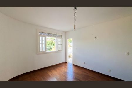 Casa à venda com 360m², 5 quartos e sem vagaSuíte 