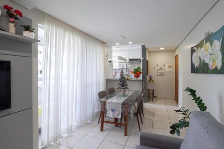 Apartamento à venda com 61m², 2 quartos e 1 vaga Apartamento à venda com 61m², 2 quartos e 1 vagaSala