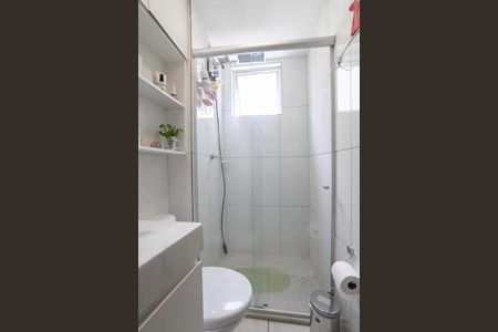 Apartamento à venda com 61m², 2 quartos e 1 vaga Apartamento à venda com 61m², 2 quartos e 1 vagaBanheiro social