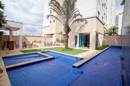 Apartamento à venda com 61m², 2 quartos e 1 vaga Apartamento à venda com 61m², 2 quartos e 1 vagaÁrea comum - Piscina