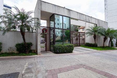 Apartamento à venda com 61m², 2 quartos e 1 vaga Apartamento à venda com 61m², 2 quartos e 1 vagaFachada