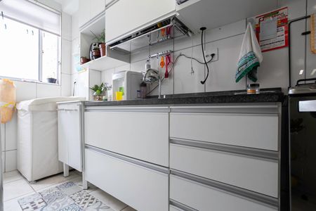 Apartamento à venda com 61m², 2 quartos e 1 vaga Apartamento à venda com 61m², 2 quartos e 1 vagaCozinha e Área de Serviço