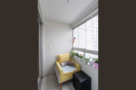 Apartamento à venda com 61m², 2 quartos e 1 vaga Apartamento à venda com 61m², 2 quartos e 1 vagaVaranda da sala