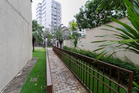 Apartamento à venda com 61m², 2 quartos e 1 vaga Apartamento à venda com 61m², 2 quartos e 1 vagaEntrada