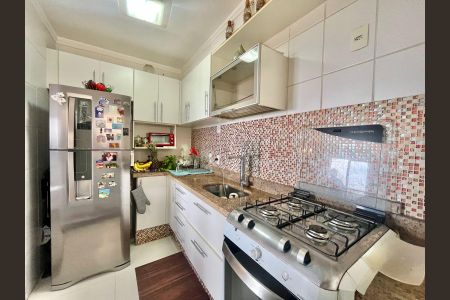 Apartamento à venda com 63m², 2 quartos e 2 vagasCozinha