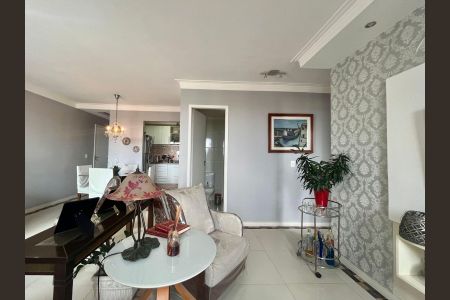 Apartamento à venda com 63m², 2 quartos e 2 vagasSala