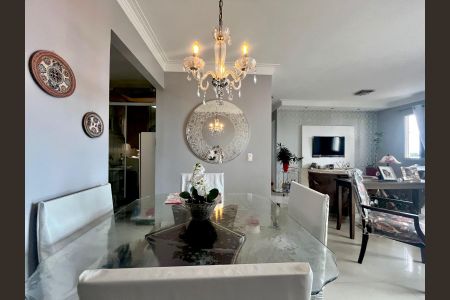 Apartamento à venda com 63m², 2 quartos e 2 vagasSala