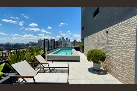 Studio à venda com 24m², 1 quarto e sem vaga Studio à venda com 24m², 1 quarto e sem vagaPiscina