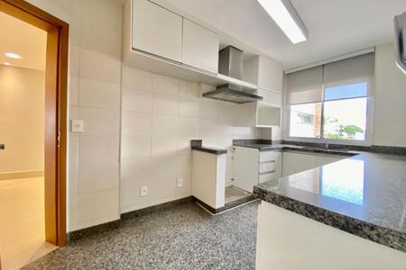 Casa à venda com 142m², 3 quartos e 1 vaga