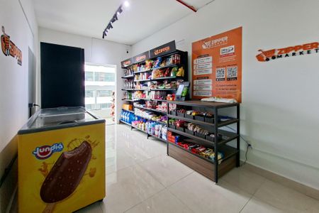 Apartamento para alugar com 76m², 2 quartos e 1 vagaMarket