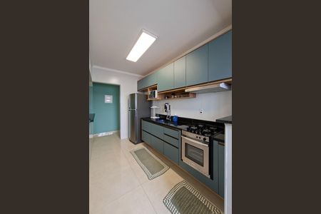 Apartamento para alugar com 76m², 2 quartos e 1 vagaCozinha 