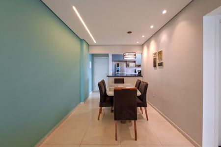 Apartamento para alugar com 76m², 2 quartos e 1 vagaSala