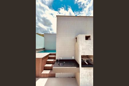 Apartamento à venda com 197m², 3 quartos e 2 vagas