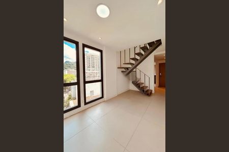 Apartamento à venda com 197m², 3 quartos e 2 vagas