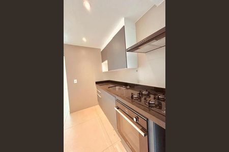 Apartamento à venda com 197m², 3 quartos e 2 vagas