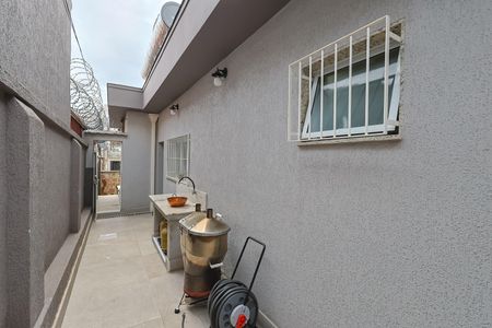 Casa à venda com 330m², 3 quartos e 1 vaga Casa à venda com 330m², 3 quartos e 1 vagaÁrea comum