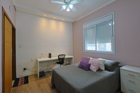 Casa à venda com 330m², 3 quartos e 1 vaga Casa à venda com 330m², 3 quartos e 1 vagaSuíte 2