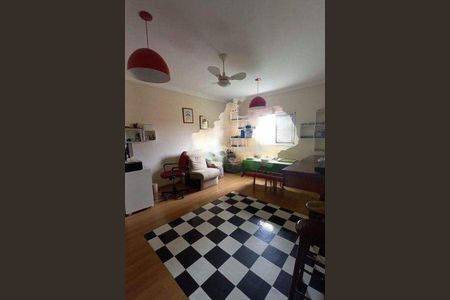 Casa à venda com 3 quartos, 270m² em Água Rasa, São Paulo