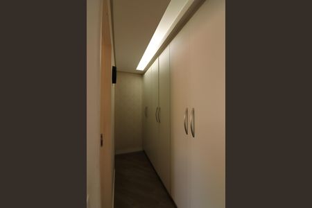 Apartamento à venda com 96m², 2 quartos e 2 vagas Armários