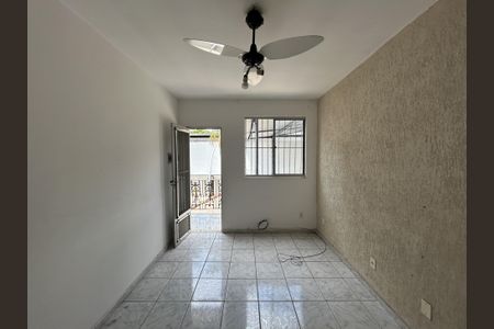 Apartamento para alugar com 2 quartos, 60m² em Cascadura, Rio de Janeiro