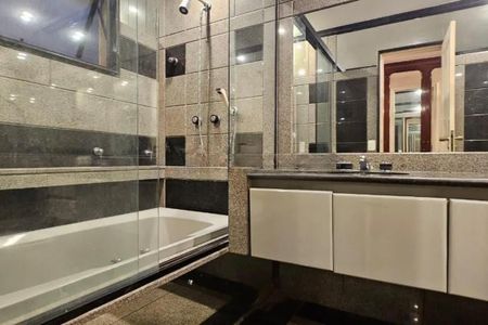 Apartamento à venda com 227m², 3 quartos e 3 vagas