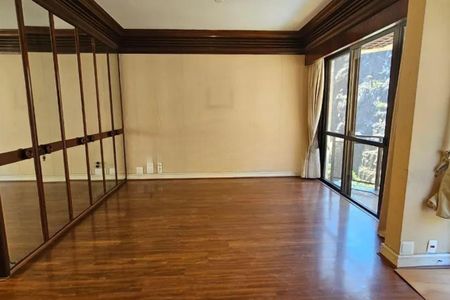 Apartamento à venda com 227m², 3 quartos e 3 vagas