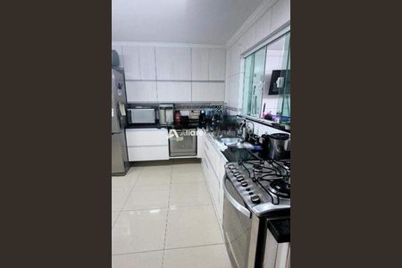 Casa à venda com 120m², 3 quartos e 3 vagas