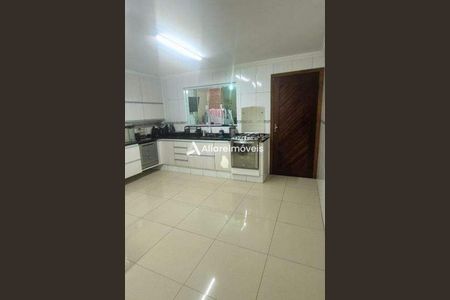 Casa à venda com 120m², 3 quartos e 3 vagas