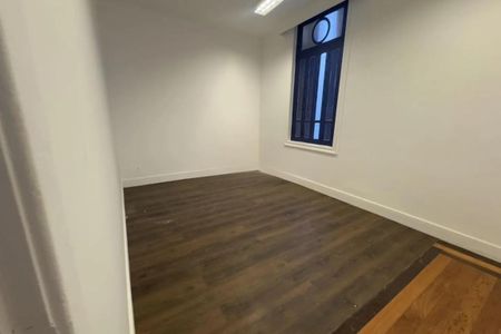 Casa à venda com 433m², 6 quartos e 3 vagas