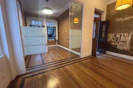 Casa à venda com 433m², 6 quartos e 3 vagas