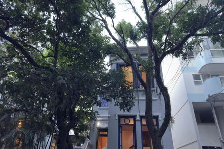 Casa à venda com 433m², 6 quartos e 3 vagas