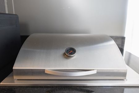 Apartamento à venda com 76m², 1 quarto e 1 vaga Apartamento à venda com 76m², 1 quarto e 1 vagaÁrea de Serviço