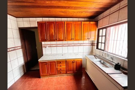 Casa à venda com 375m², 7 quartos e 4 vagasCozinha