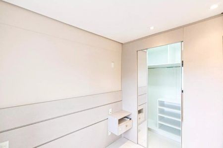 Quarto 1 de apartamento para alugar com 2 quartos, 52m² em Tristeza, Porto Alegre