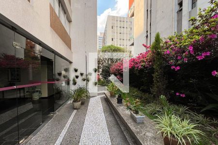 Apartamento para alugar com 97m², 2 quartos e 1 vaga