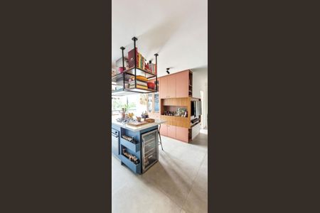 Apartamento à venda com 2 quartos, 70m² em Vila Romana, São Paulo