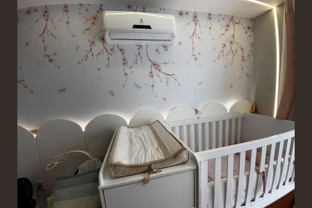 Casa de condomínio à venda com 245m², 2 quartos e 3 vagasSuíte 2