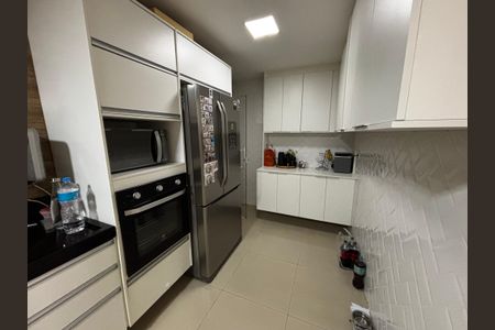 Casa de condomínio à venda com 245m², 2 quartos e 3 vagasCozinha