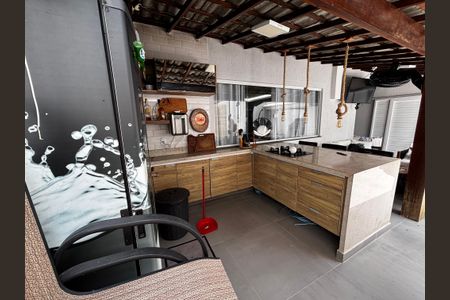 Casa de condomínio à venda com 245m², 2 quartos e 3 vagasÁrea gourmet