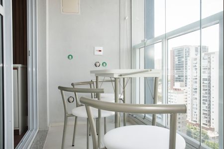 Varanda de kitnet/studio à venda com 1 quarto, 25m² em Vila Clementino, São Paulo