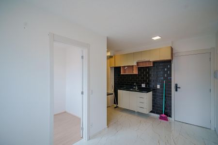 Apartamento para alugar com 37m², 2 quartos e sem vaga Apartamento para alugar com 37m², 2 quartos e sem vagaSala