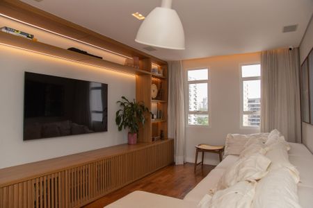 Apartamento para alugar com 200m², 4 quartos e 2 vagasSala de TV