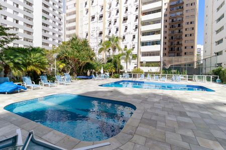 Apartamento para alugar com 200m², 4 quartos e 2 vagasPiscina