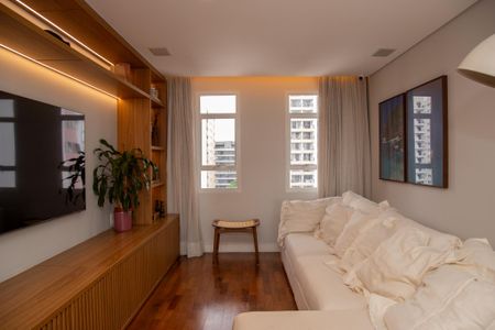 Apartamento para alugar com 200m², 4 quartos e 2 vagasSala de TV