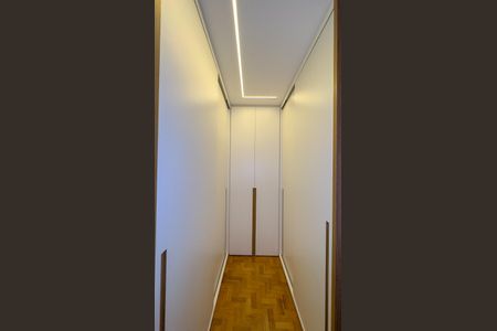 Apartamento para alugar com 200m², 4 quartos e 2 vagasCloset